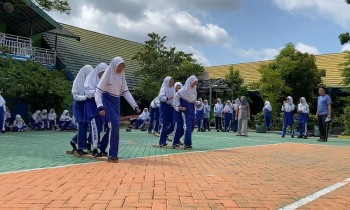 KEGIATAN P5 DAN P2RA TEMA BHINNEKA TUNGGAL IKA MENGENAL BUDAYA MELALUI PERMAINAN TRADISIONAL UNTUK MEMBANGUN KARAKTER PESERTA DIDIK DI MTsN 1 BANJAR